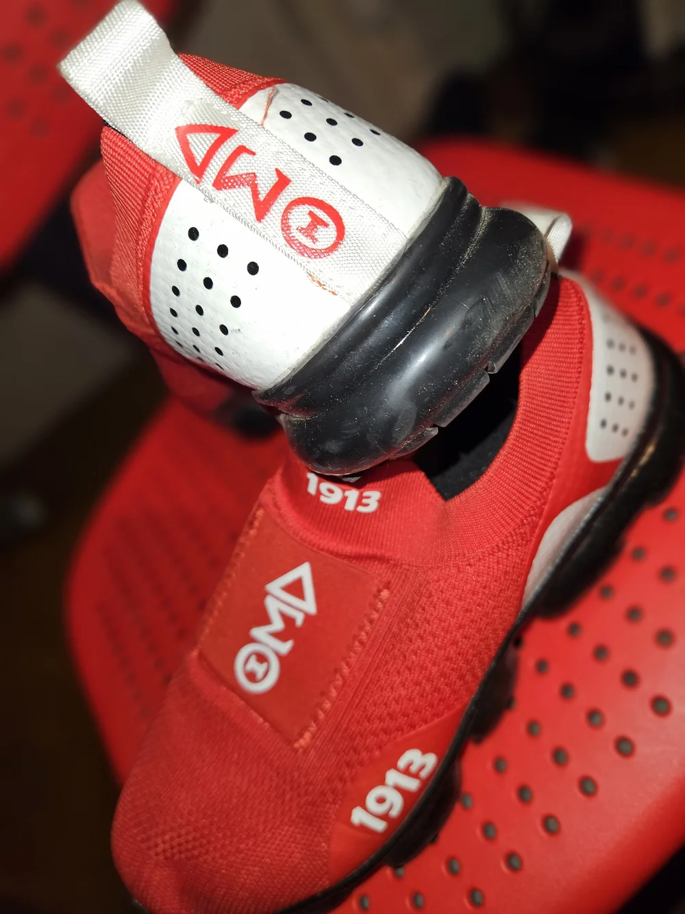 1913 Red Slip-On Athletic Sneakers - Brand: (unbranded)